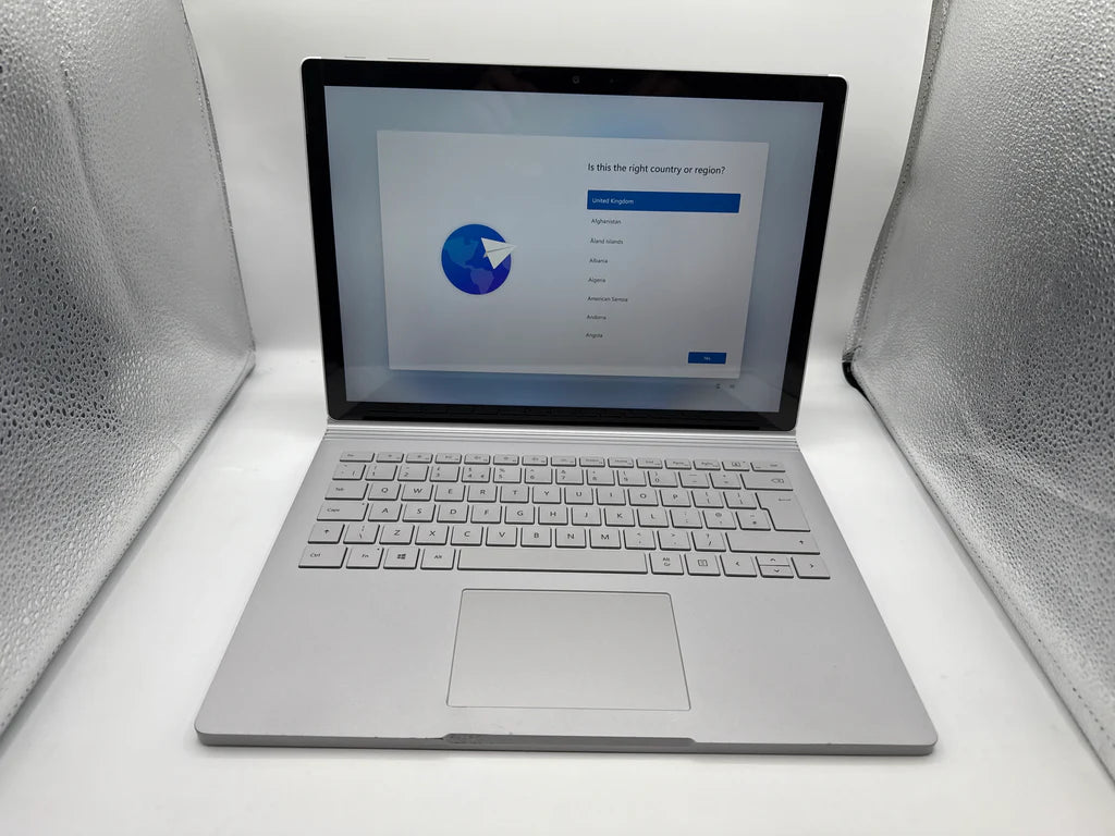 Microsoft Surface Book 2 13.5" (Refurbished) 2-in 1 Laptop - Intel Core i7,-8650U - GTX 1050, 8GB RAM, 256GB SSD, Windows 11 Pro