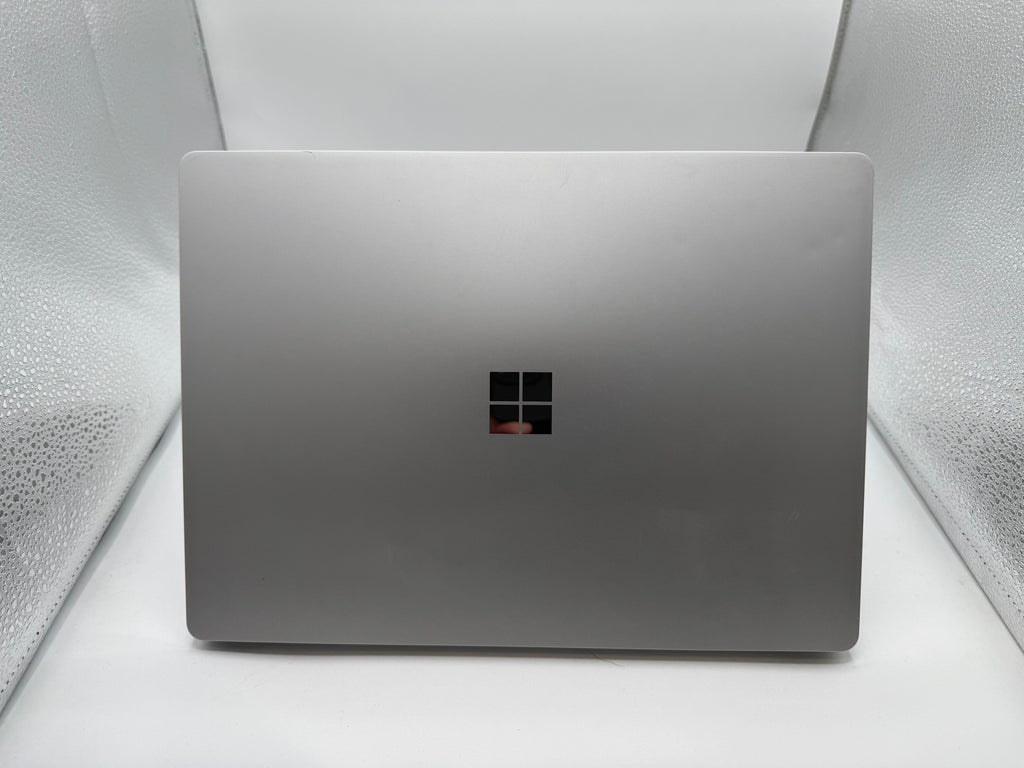 Microsoft Surface Laptop 2 - Intel Core i7-8650U, 16GB RAM, 512GB SSD, Windows 11 Pro - Refurbished