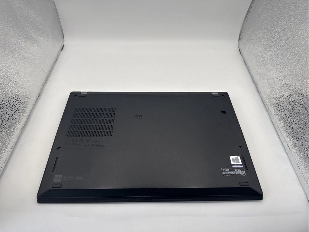 Lenovo ThinkPad T14s 14 inch laptop base view